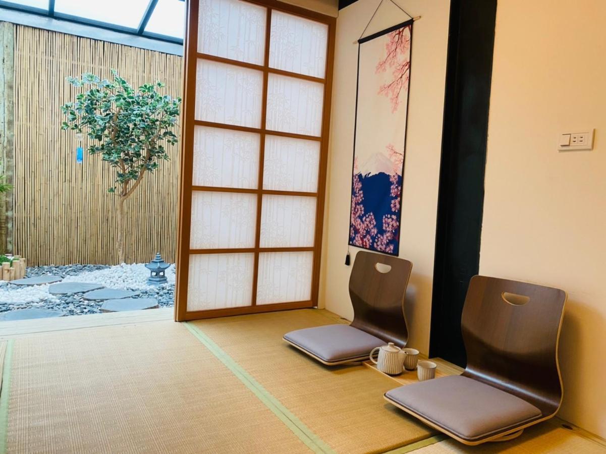 捉鳳凰 台南百年老宅包棟導覽民宿系列catchphoenix Centennial Guesthouse Экстерьер фото