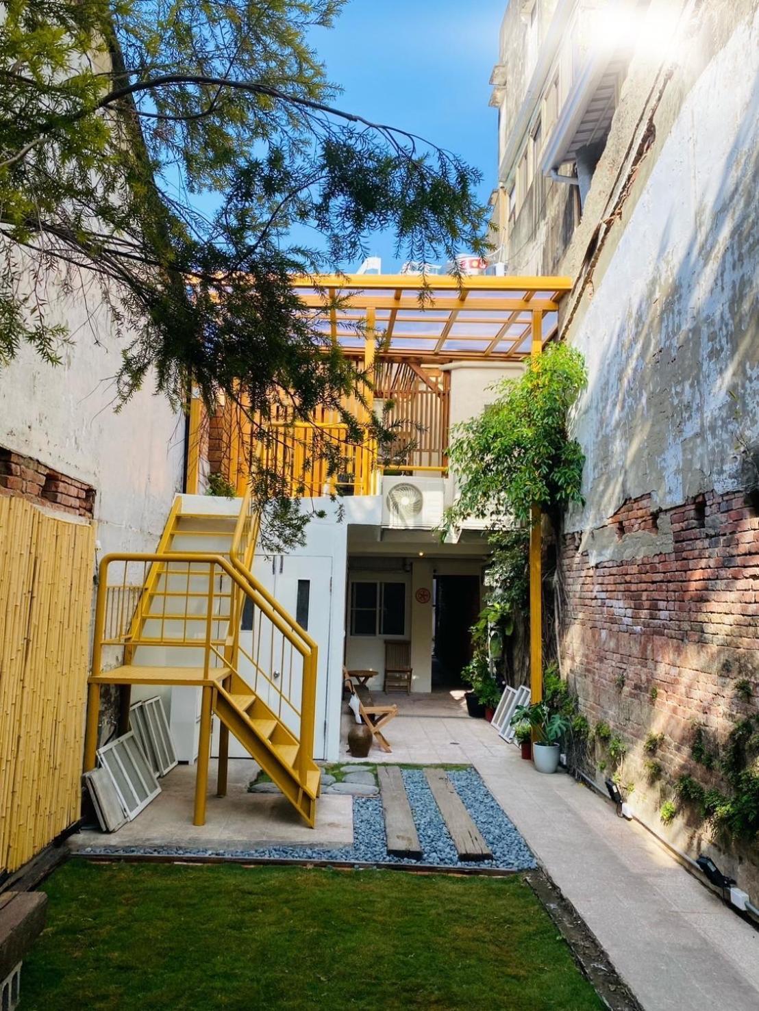 捉鳳凰 台南百年老宅包棟導覽民宿系列catchphoenix Centennial Guesthouse Экстерьер фото
